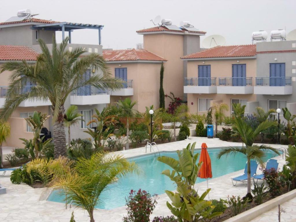 Helios Cottages Paphos Exterior photo